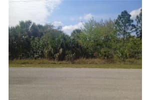 2605 N Hanna Avenue, Lehigh Acres