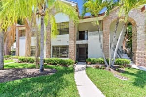 8033 Aberdeen Drive 102, Boynton Beach