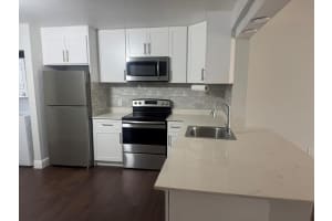 4871 Lake Arjaro Drive 4827, West Palm Beach
