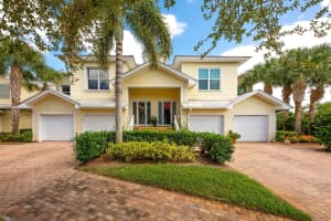 3569 Sw Sawgrass Villas Drive 1-c, Palm City