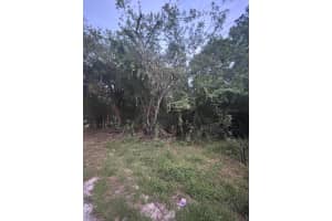8995 22nd Street, Vero Beach