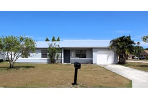 1561 Se Arenson Lane, Port Saint Lucie