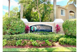 272 Village Boulevard 7303, Tequesta