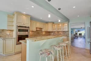 2051 Ne Ocean Boulevard A-21, Stuart
