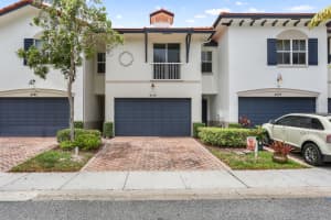 4719 N Prive N Circle N, Delray Beach