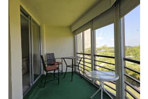 23099 Barwood Lane N 402, Boca Raton