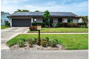 5432 Sandhurst Circle S, Lake Worth