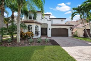 8273 Emerald Winds Circle, Boynton Beach