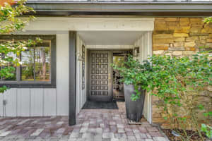 5446 Reynolds Road, Wellington