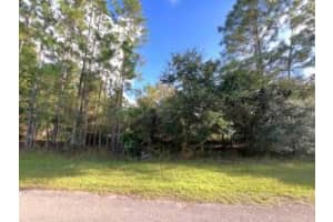 405 Pandora Drive, Indian Lake Estates