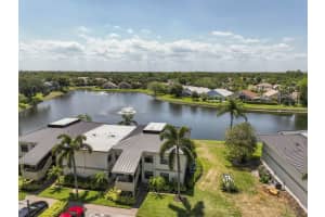 12829 Briarlake Drive 204, Palm Beach Gardens