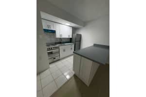1204 Bahama Bnd E1, Coconut Creek