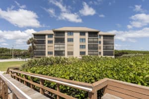 2641 Ne Ocean Boulevard 106, Stuart