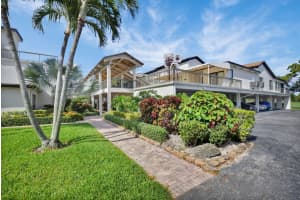 730 Greensward Court 107-j, Delray Beach