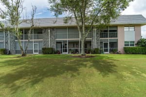 18081 Se Country Club 132, Tequesta