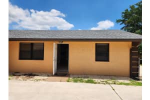 4866 Pineaire Lane, West Palm Beach