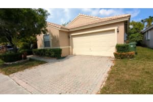 1481 Sw 105th Avenue, Pembroke Pines
