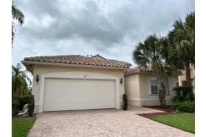 360 Nw Shoreline Circle N, Port Saint Lucie