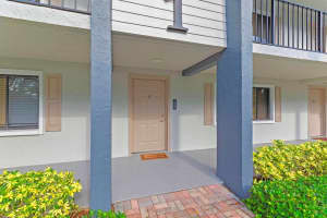 711 Forest Club Drive 108, Wellington