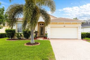 447 Sw Talquin Lane, Port Saint Lucie