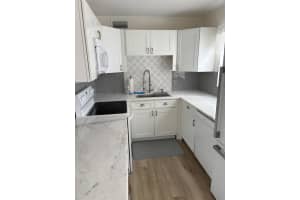 216 Dorchester J, West Palm Beach