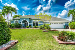 2608 Sw River Shore Drive, Port St Lucie