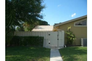 5374 Eagle Lake Drive, Palm Beach Gardens