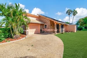10204 Camelback Lane, Boca Raton