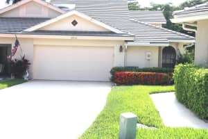 10832 Stafford Circle N, Boynton Beach