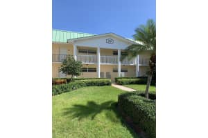 19 Colonial Club Drive 202, Boynton Beach