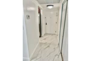 9355 Sw 8th Street 322, Boca Raton