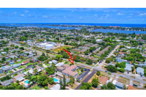 525 S Broadway Street C, Lantana