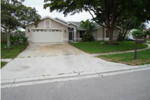 1390 Hideaway Bend, Wellington