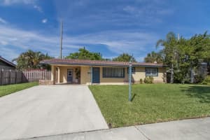 927 W Royal Palm Road, Boca Raton 927 W Royal Palm Road, Boca Raton