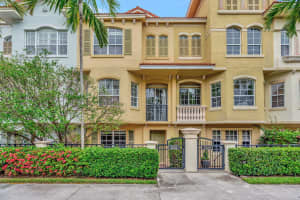 2562 Gardens Parkway, Palm Beach Gardens