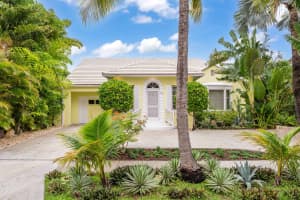 353 Seaspray Avenue, Palm Beach