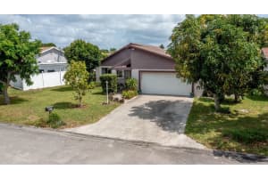 3623 Walden Lane, West Palm Beach