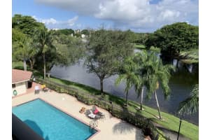 2105 Lavers Circle 407, Delray Beach