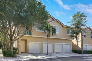 158 Village Boulevard B, Tequesta