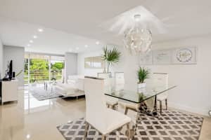 6698 10th Avenue N 426, Lake Worth