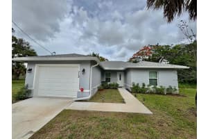 713 Se East Avenue, Stuart