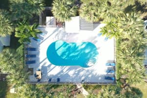 1135 3rd Avenue 101, Vero Beach