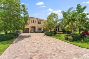 5155 Sw Longspur Lane, Palm City