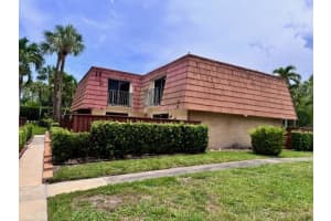 217 Live Oak Lane, Boynton Beach