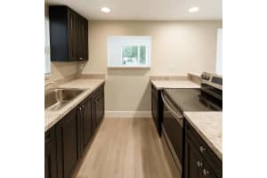 704 Sw 81st Avenue 3a, North Lauderdale