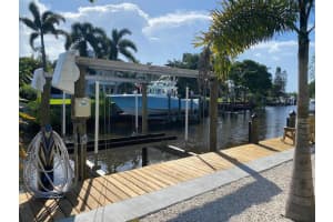 1260 Sw 25th Lane, Palm City