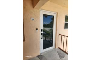 14721 Bonaire Boulevard 301, Delray Beach