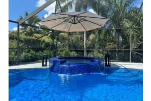 1335 Caribbean Way, Lantana