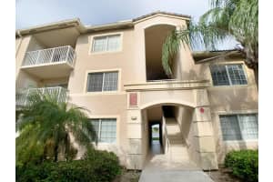 5015 Wiles Road 206, Coconut Creek