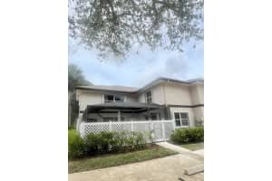 40 Essex Ct C, Royal Palm Beach
